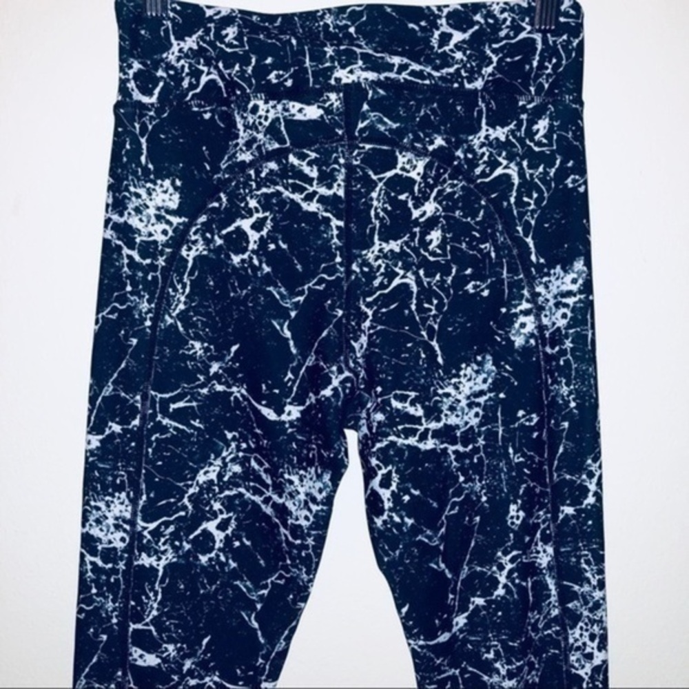 Leggings size medium